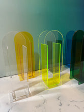 Load image into Gallery viewer, Acrylic Flower Vase