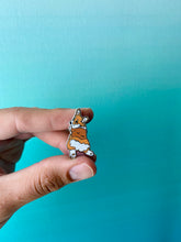 Load image into Gallery viewer, Corgi Sploot Enamel Pin