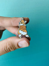 Load image into Gallery viewer, Corgi Sploot Enamel Pin